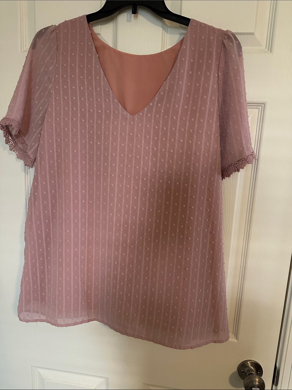 Womens Dusty Rose V-Neck Swiss Dot Blouse